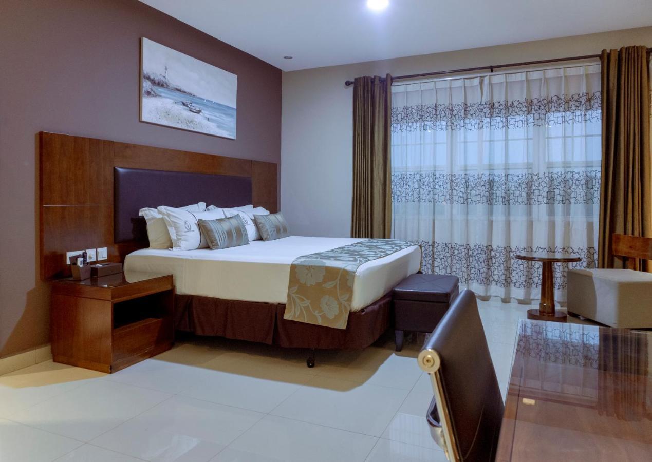 Frederick'S Lodge Кумаси Екстериор снимка